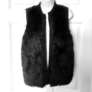JJ Basics Black Faux Fur Knit Sweater Back Women’s Vest Size Small